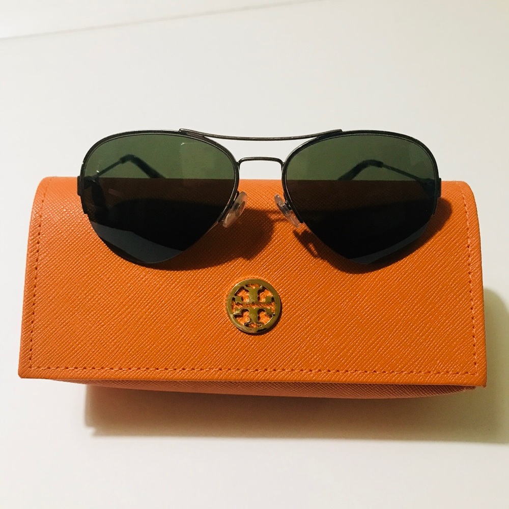 Tory Burch Aviator Sunglasses